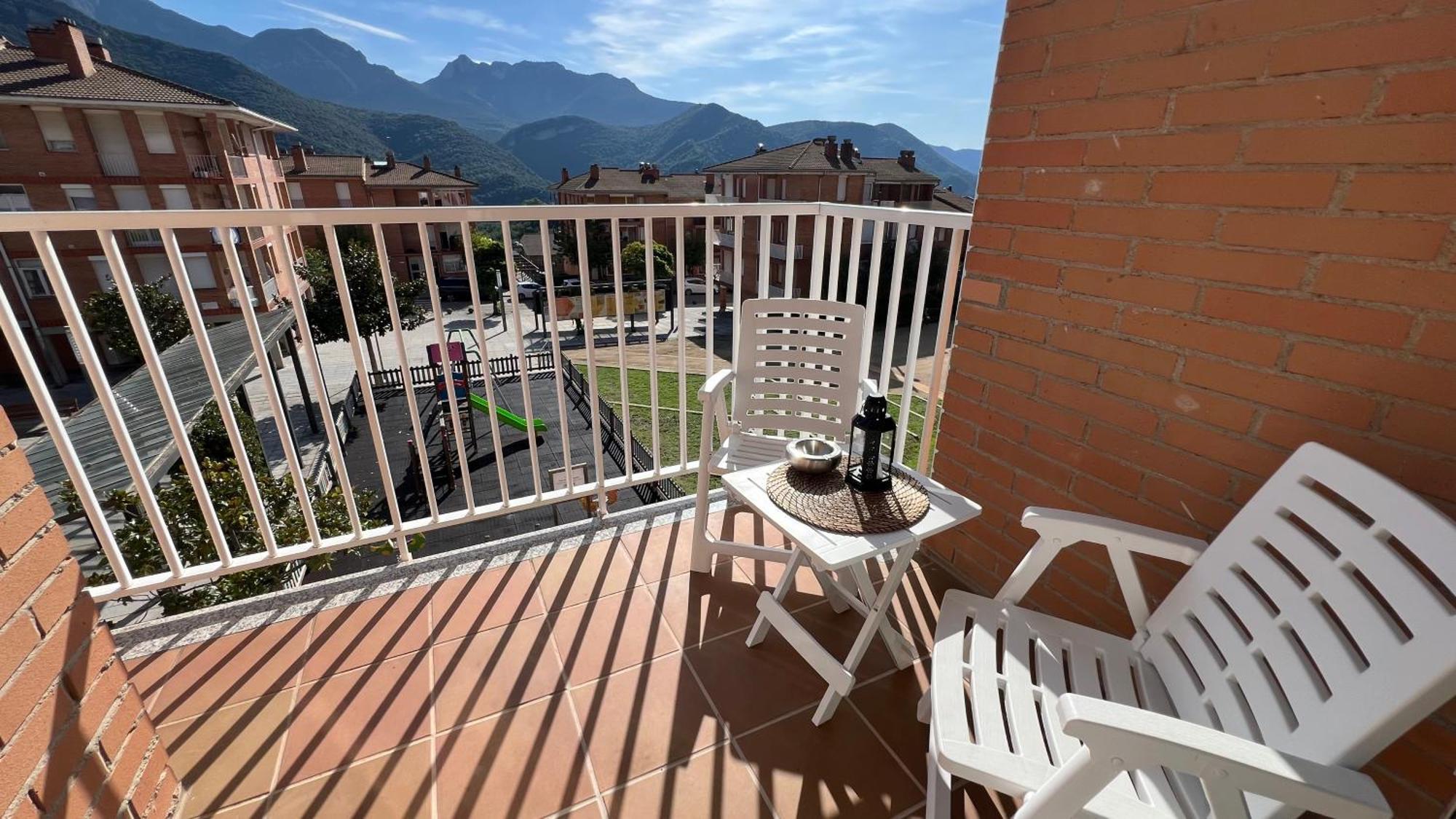 Apartament Reformat Al Bergueda 6P Sant Jordi de Cercs Exterior photo